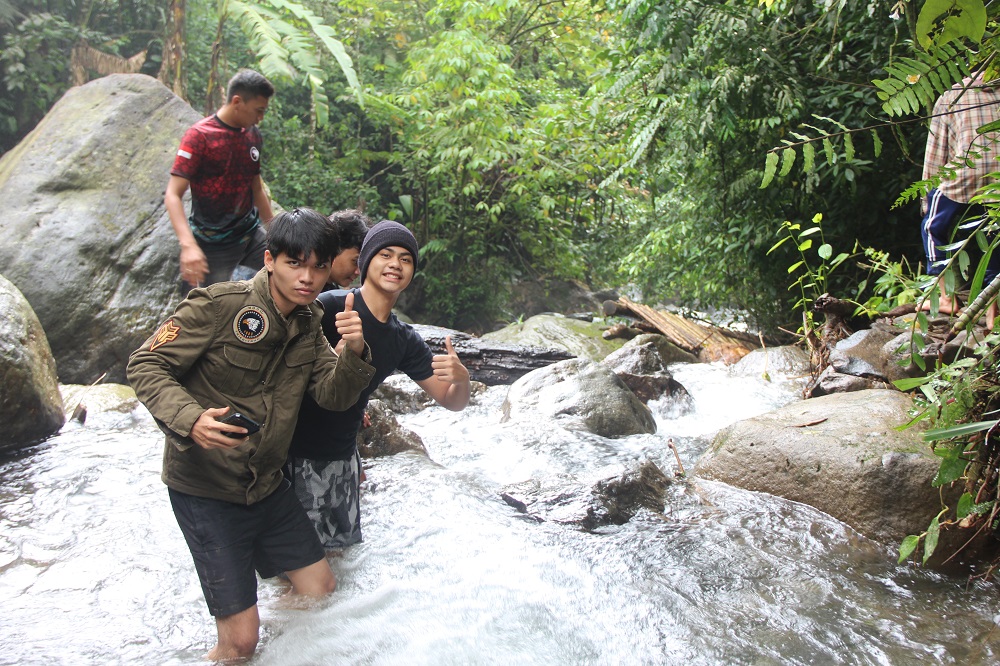 Curug Pakuan & Sunrise Gn. Batu Jonggol